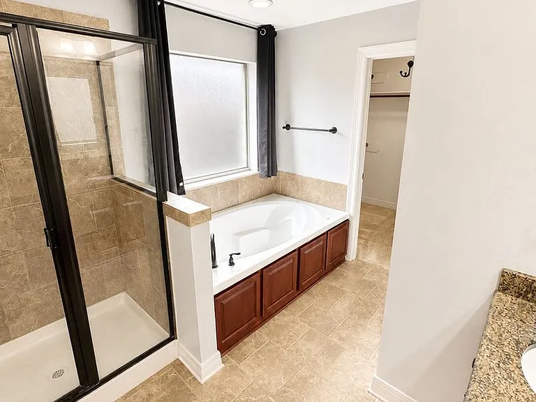 2353 Tallgrass Cir — Photo 9