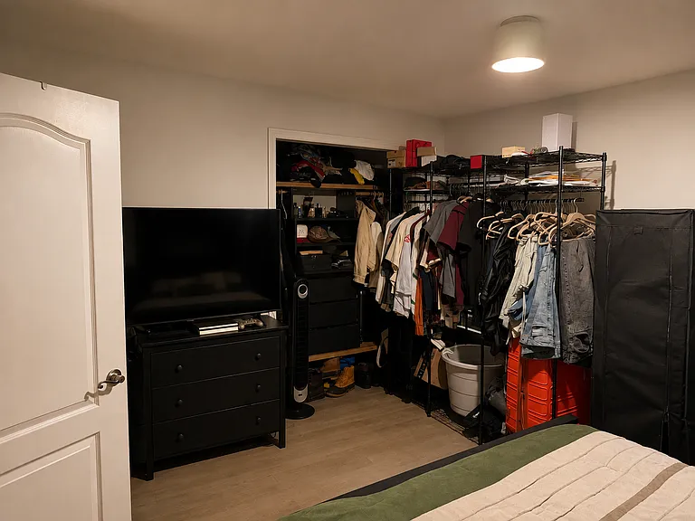582 Lexington Ave #2 — Photo 6