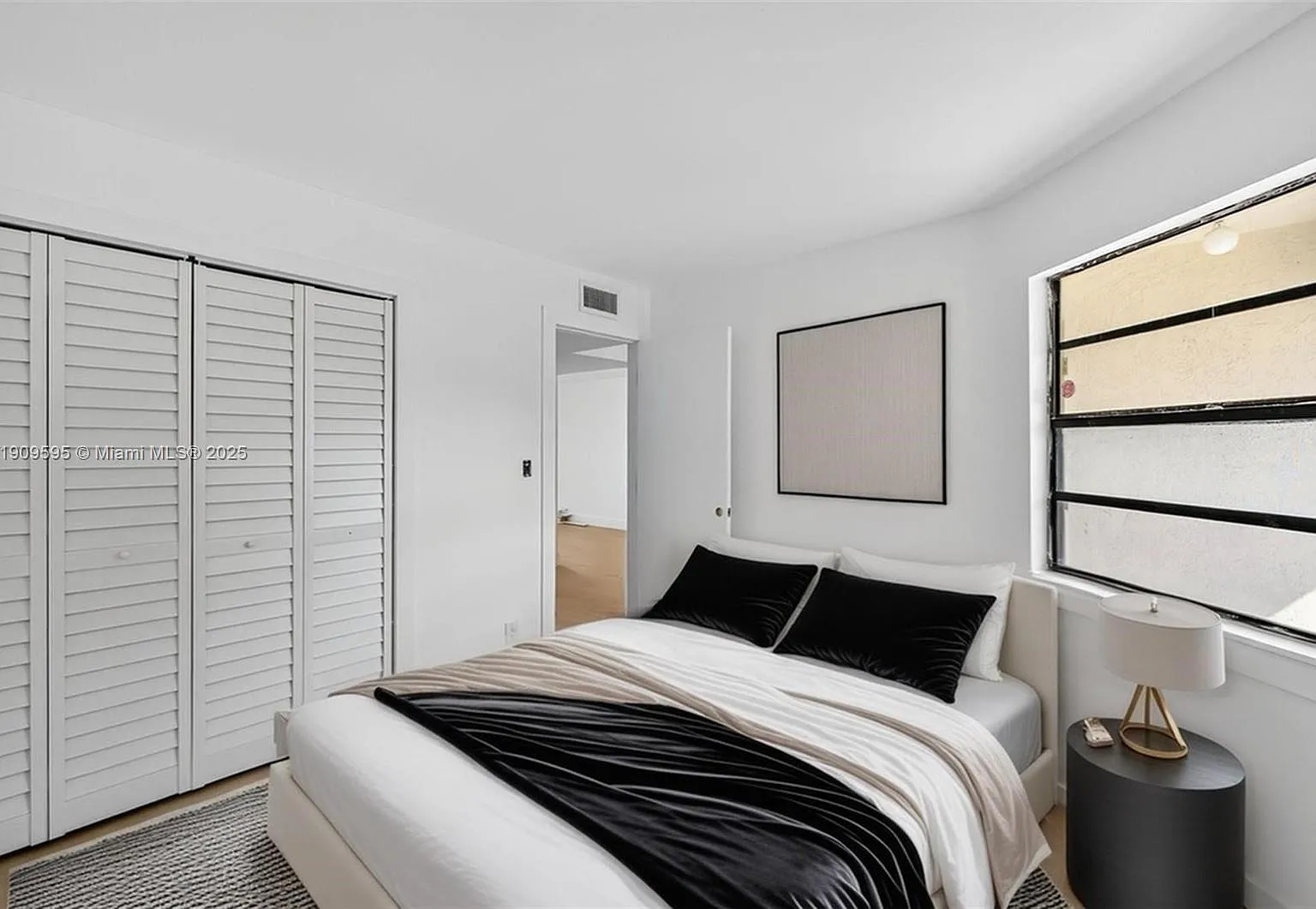 Lakeside At Tamarac Condo — Photo 3