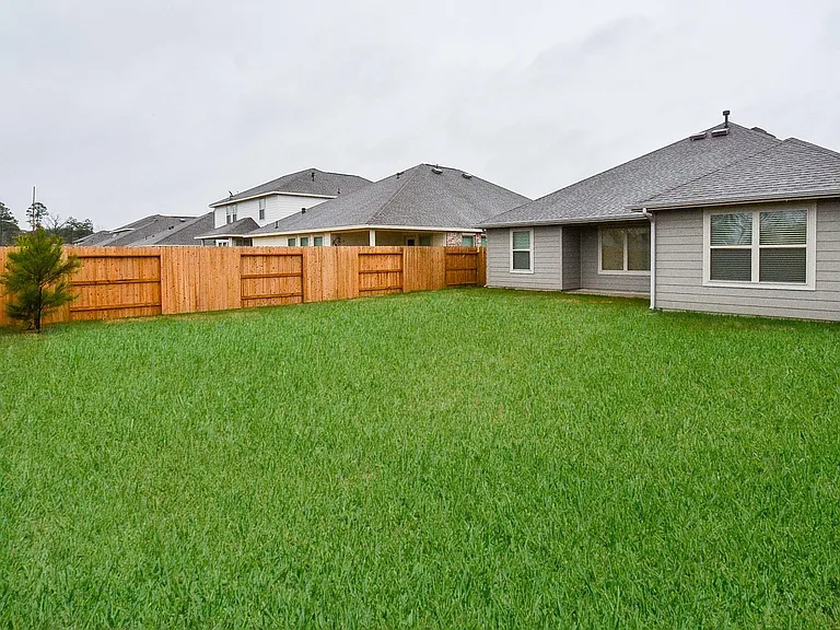 3113 Catalonion Ct — Photo 32