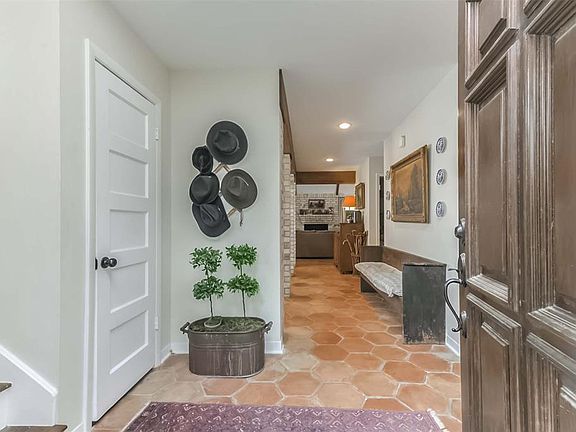 4th image of 11831 Normont Dr