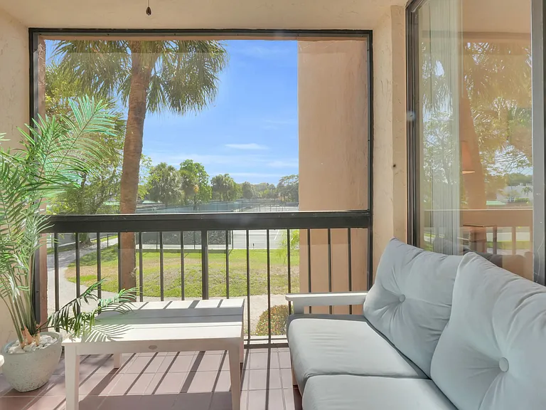 450 Egret Cir #9207 — Photo 25