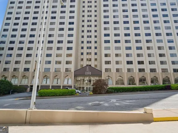 2479 Peachtree Rd NE APT 1501, Atlanta, GA 30305