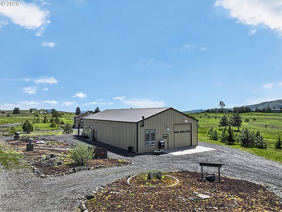 3rd image of 250 Schilling Rd
