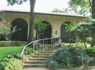 828 Colonial Dr, Tyler, TX 75701