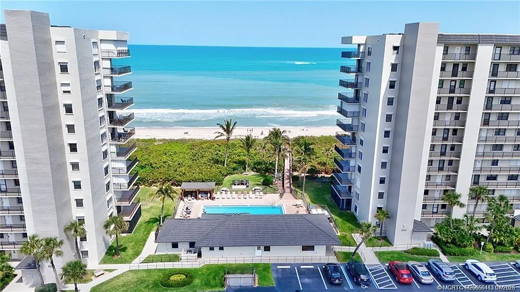 2 bed, 2.0 bath, 1053 sqft, $3,800 — Photo 1