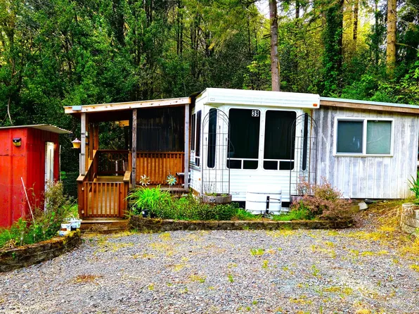 1938 Maryland Ave Space 39, Myrtle Pt, OR 97458