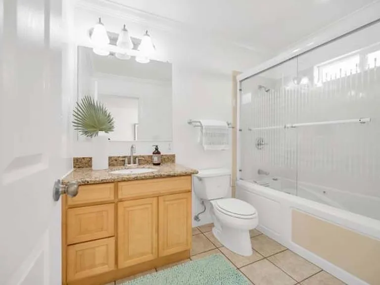 16565 Hannah Dr #B — Photo 5