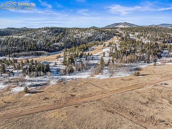 4th image of 546 Alpine Meadows Ln