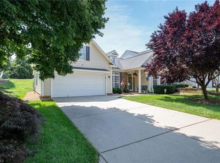 46 Wheelwright Ct, Greensboro, NC 27455