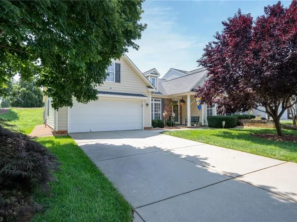 46 Wheelwright Ct, Greensboro, NC 27455