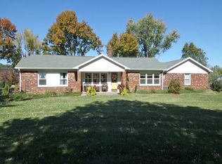 5895 N Rod And Gun Clb, Bruceville, IN 47516