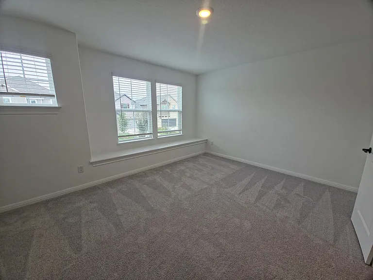 337 Foresail Rd — Photo 22