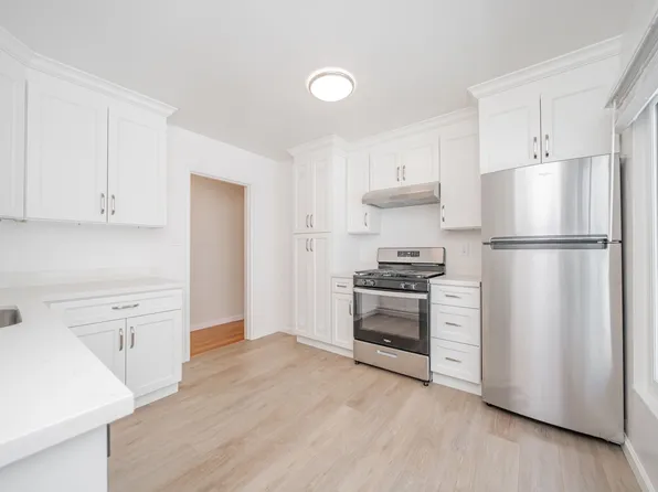 2900 14th Ave, 2900 14th Ave APT 201, Oakland, CA 94606