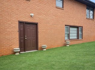 2805 E North St, Greenville, SC 29615