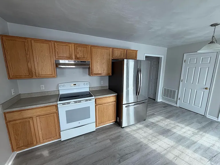135 Aster Ln — Photo 11