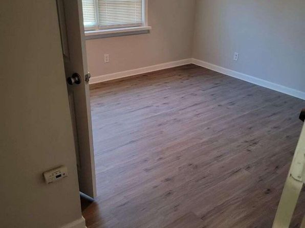 atlanta-georgia-441764263 picture