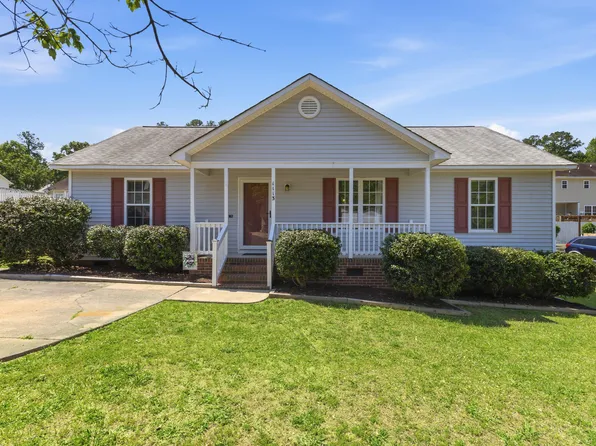 1113 Curtiss Dr, Garner, NC 27529