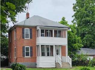 34 Mapleton St, Hartford, CT 06114