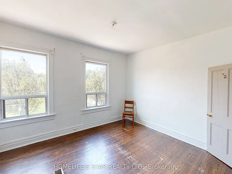 39 Humbert St #2 — Photo 17
