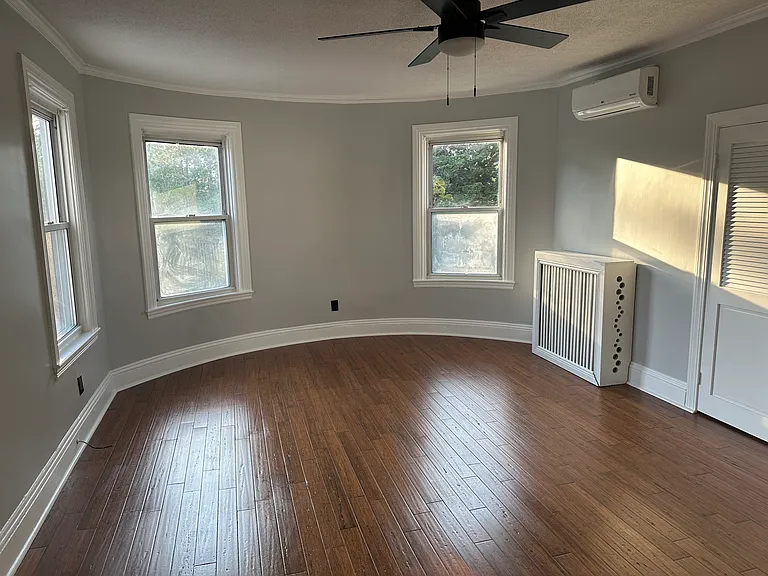 205 Waterman Ave #2 — Photo 16