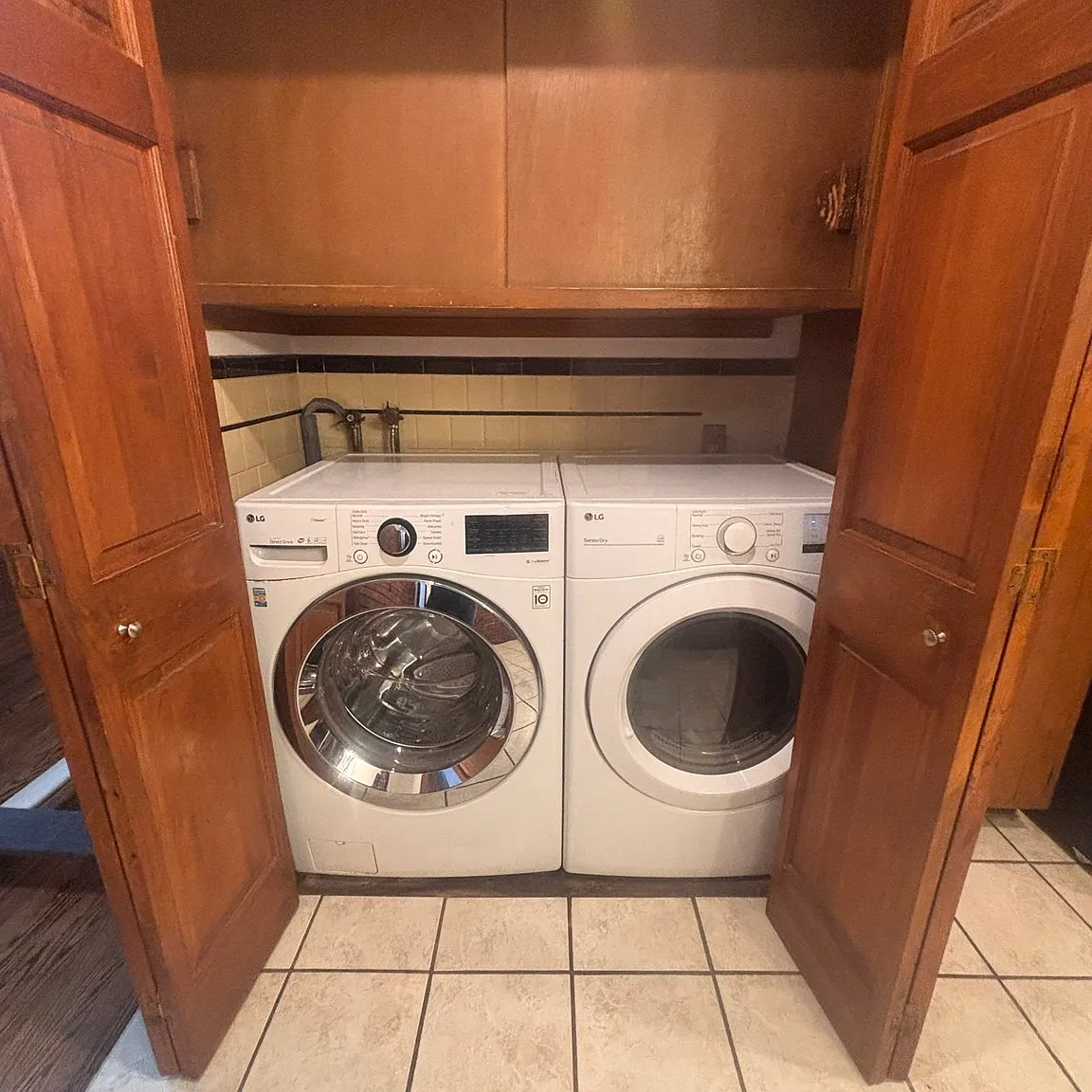 4 bed, 1.0 bath, 2534 sqft, $3,500 — Photo 4