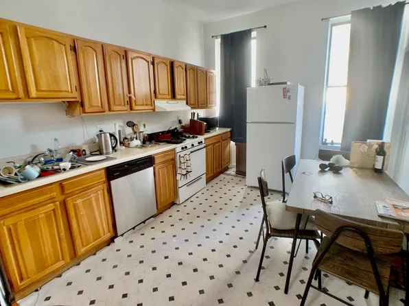 206 4th Street image 1 of 11