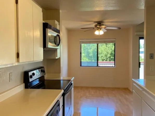 (undisclosed Address), Santa Rosa, CA 95403