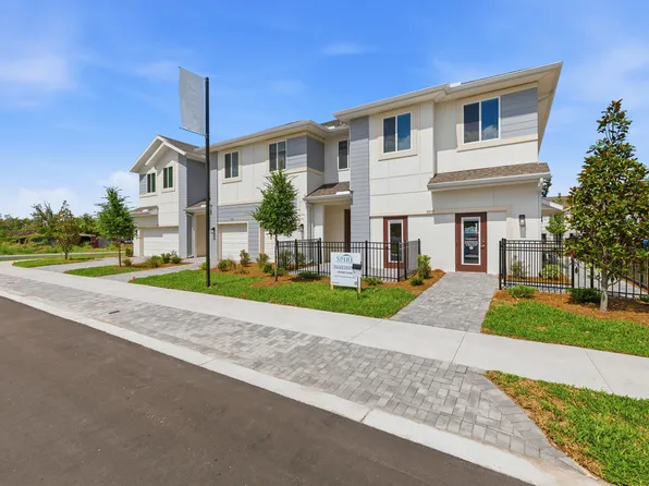 Heathrow Plan, River Oaks Townhomes