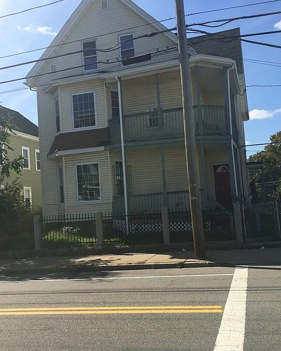 2nd image of 84 Tremont St APT 2