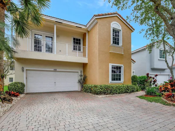 1969 NW 74th Way, Pembroke Pines, FL 33024