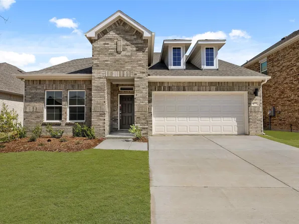 677 Scarlett St, Forney, TX 75126