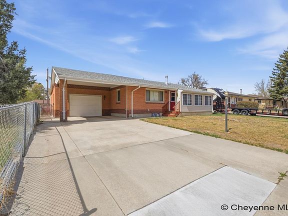 2nd image of 4714 Sagebrush Ave
