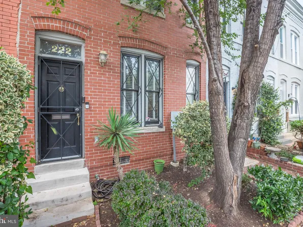 222 12th Pl NE, Washington, DC 20002