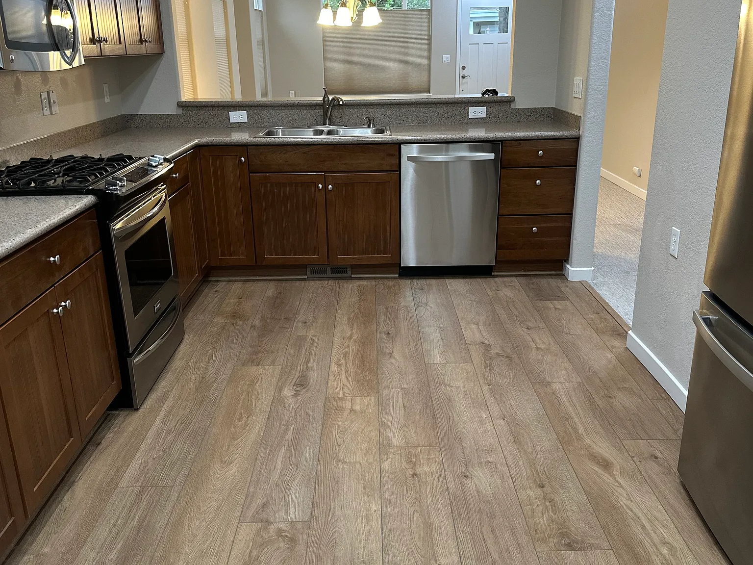 2 bed, 1316 sqft, $5,700 — Photo 4