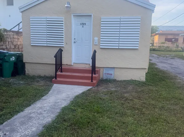 1725 NW 59th St #1, Miami, FL 33142