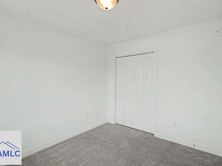 40 Rimes Ave — Photo 17