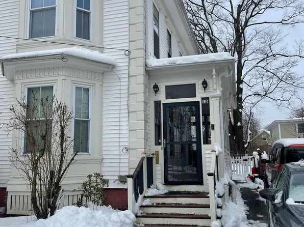 15 Elm St #15, Dover, NH 03820
