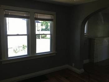 5th image of 332 Suburban Ave