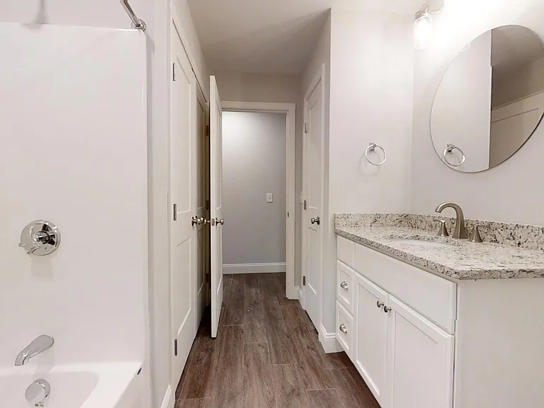 83 Pulaski St — Photo 18