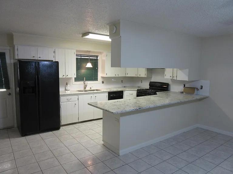 New Granite in kitchen