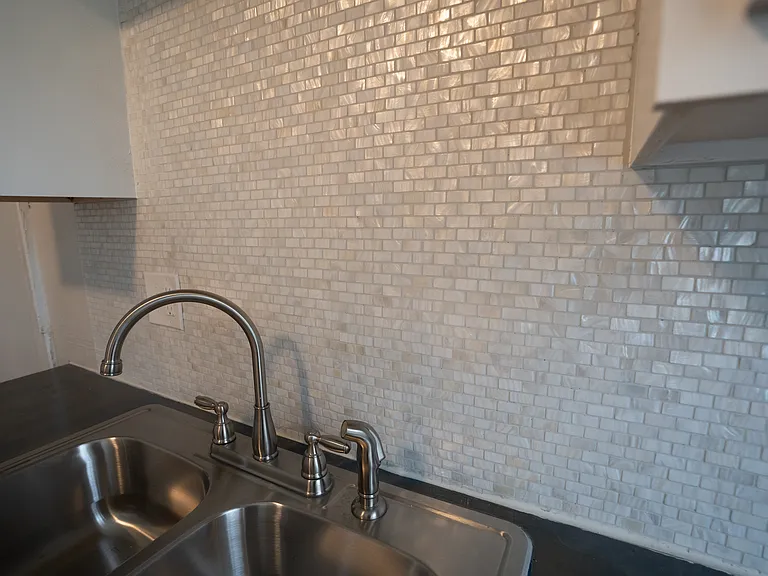 3659 E 131st St #B — Photo 14