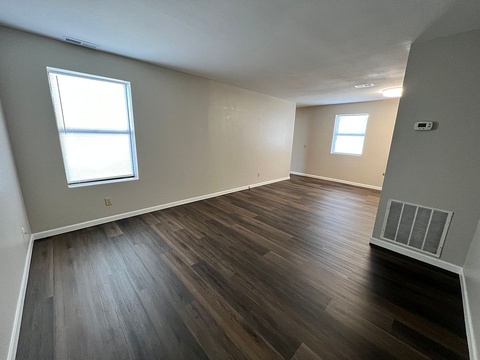 1st image of 183 NW Washington Ave #B