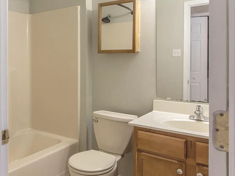9228 Blue Grass Rd #38-37 — Photo 3