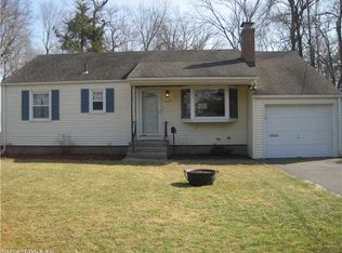 209 Beechwood Rd, West Hartford, CT 06107