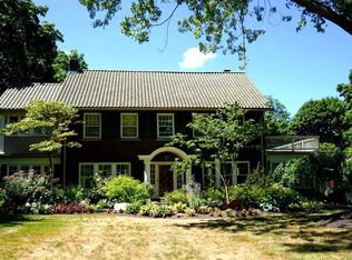 2880 Winthrop Rd, Shaker Heights, OH 44120