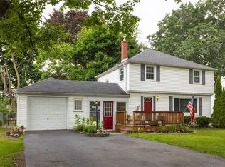 387 Brandon Rd, Rochester, NY 14622