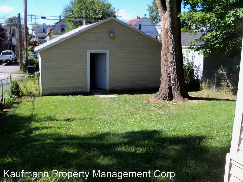 2nd image of 1619 3rd St