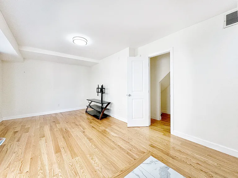 255 Merrymount St #1 — Photo 5