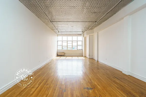 Rented by MySpaceNYC | media 2